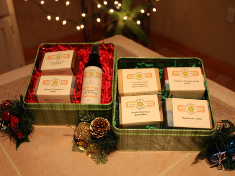 7" x 7" Snowman Tins